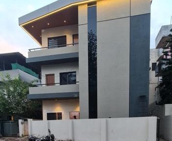 Deluxe Double Room (2 Adults + 1 Child)