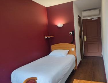Budget Single Room