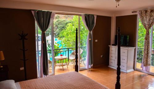 Queen Room