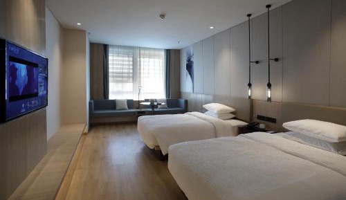 Large Twin Room
