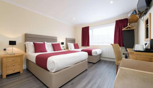 Family triple room