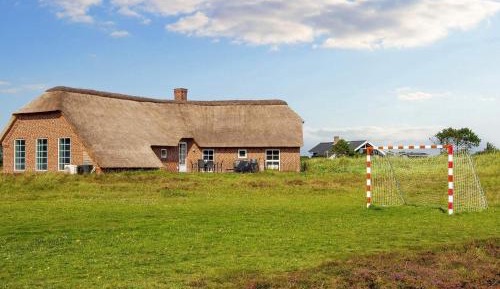 Five-Bedroom Holiday Home