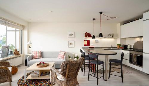 Apartment with Balcony