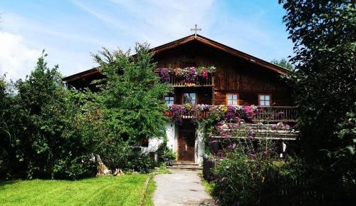 Three-Bedroom Holiday Home 
