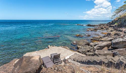 Bungalow with Sea View