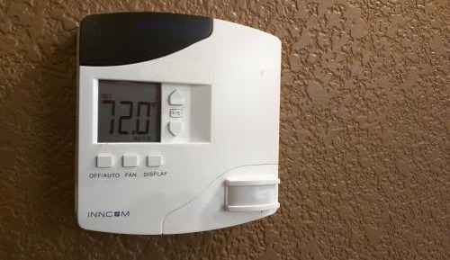 Queen Studio Suite with Hot Tub - Non-Smoking