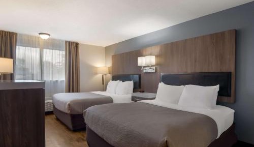 Queen Room with Two Queen Beds - Non-Smoking