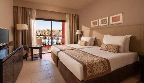 Superior, Queen or Twin Bed, Garden or Pool View