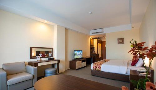 Deluxe Queen Room