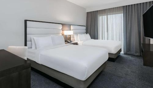 Two Room Queen Suite with Two Queen Beds