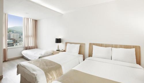 Family Twin Room