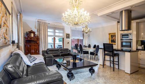 Superior Apartment