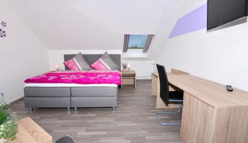 Large Double Room