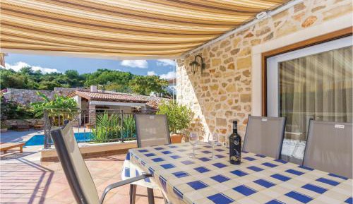 Six-Bedroom Holiday Home