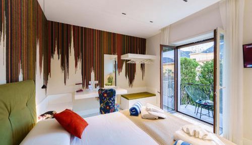 Superior One-Bedroom Apartment with Balcony