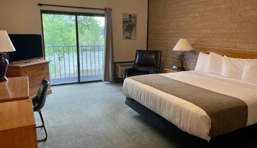 Executive King Room with River View