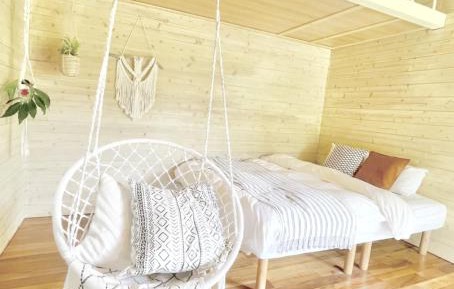 One-Bedroom Bungalow