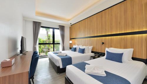 Deluxe Family Room