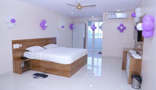 Deluxe Double Room with Shower