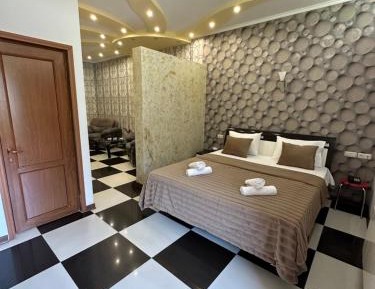 Deluxe Double Room with Balcony