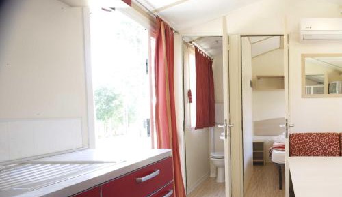 Deluxe Mobile Home (4 Adults)