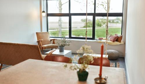 Apartment with Garden View