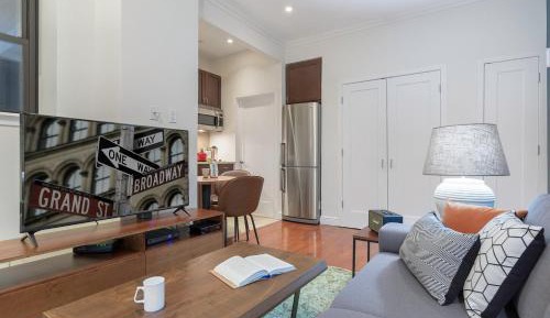 Studio Apartment