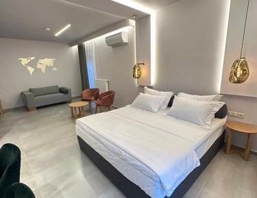 Superior King Suite