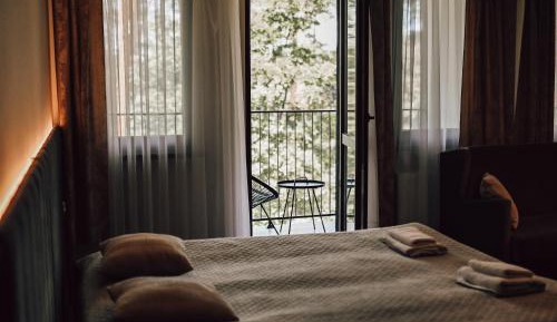 Deluxe Double Room with Extra Bed