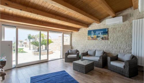 Four-Bedroom Holiday Home