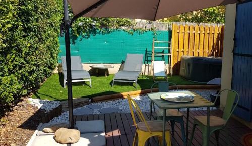 Deluxe Double Room (2 Adults + 1 Child)
