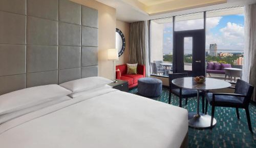 King Room with Terrace - Executive Lounge Access