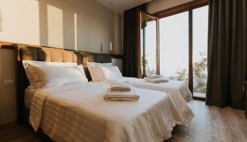 Double or Twin Room with Balcony