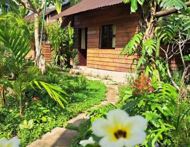 Cottage with Garden View