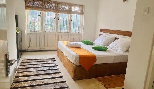 Double Room with Mountain View