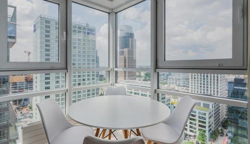 Executive Suite on 19th floor