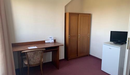 Economy Twin Room