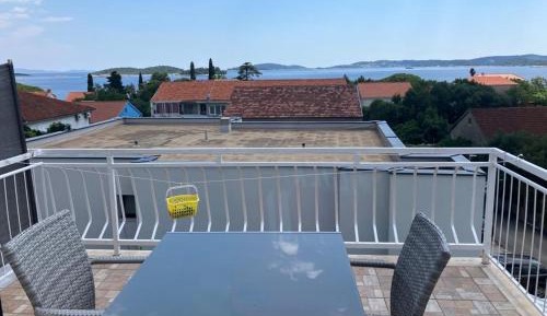 Studio with Balcony