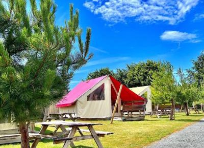 Eco Lodge