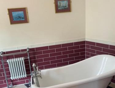 Deluxe King Suite