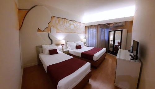 Room with One Double Bed and One Single Bed with Balcony