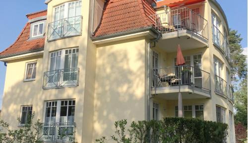 Apartment with Balcony
