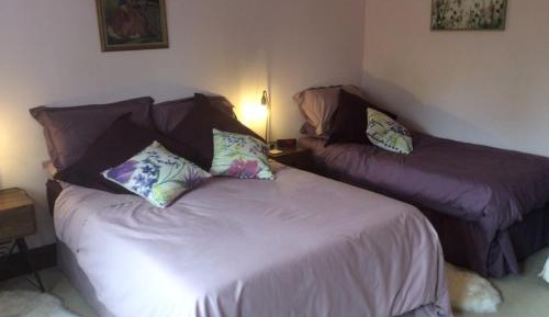 Triple Room with Private Bathroom