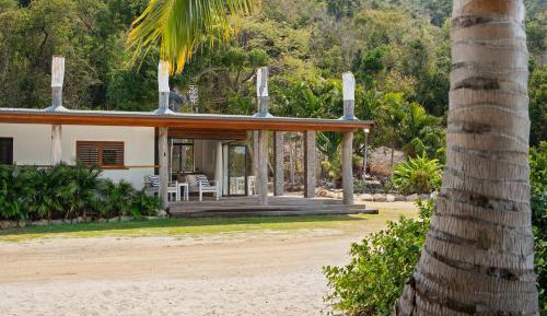 Villa - Beach Front