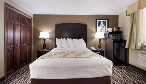 King Bed - Non-Smoking
