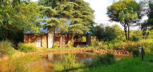 Cottage with Garden View