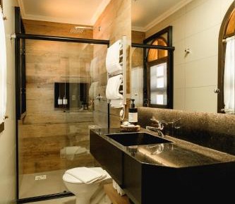 Suite with Garden View