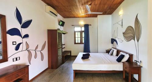 Double or Twin Room with Balcony