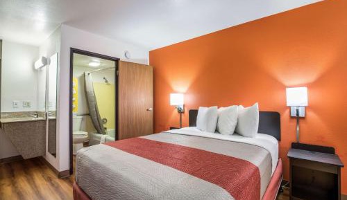 Double Room - Non-Smoking 