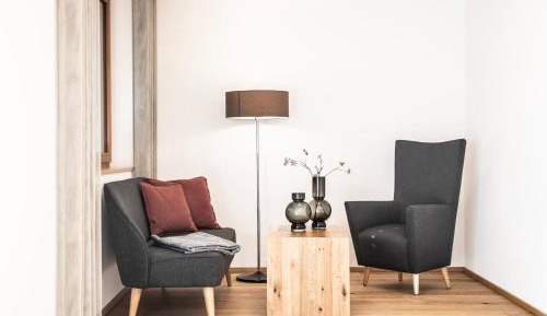 Three-Bedroom Deluxe Apartment